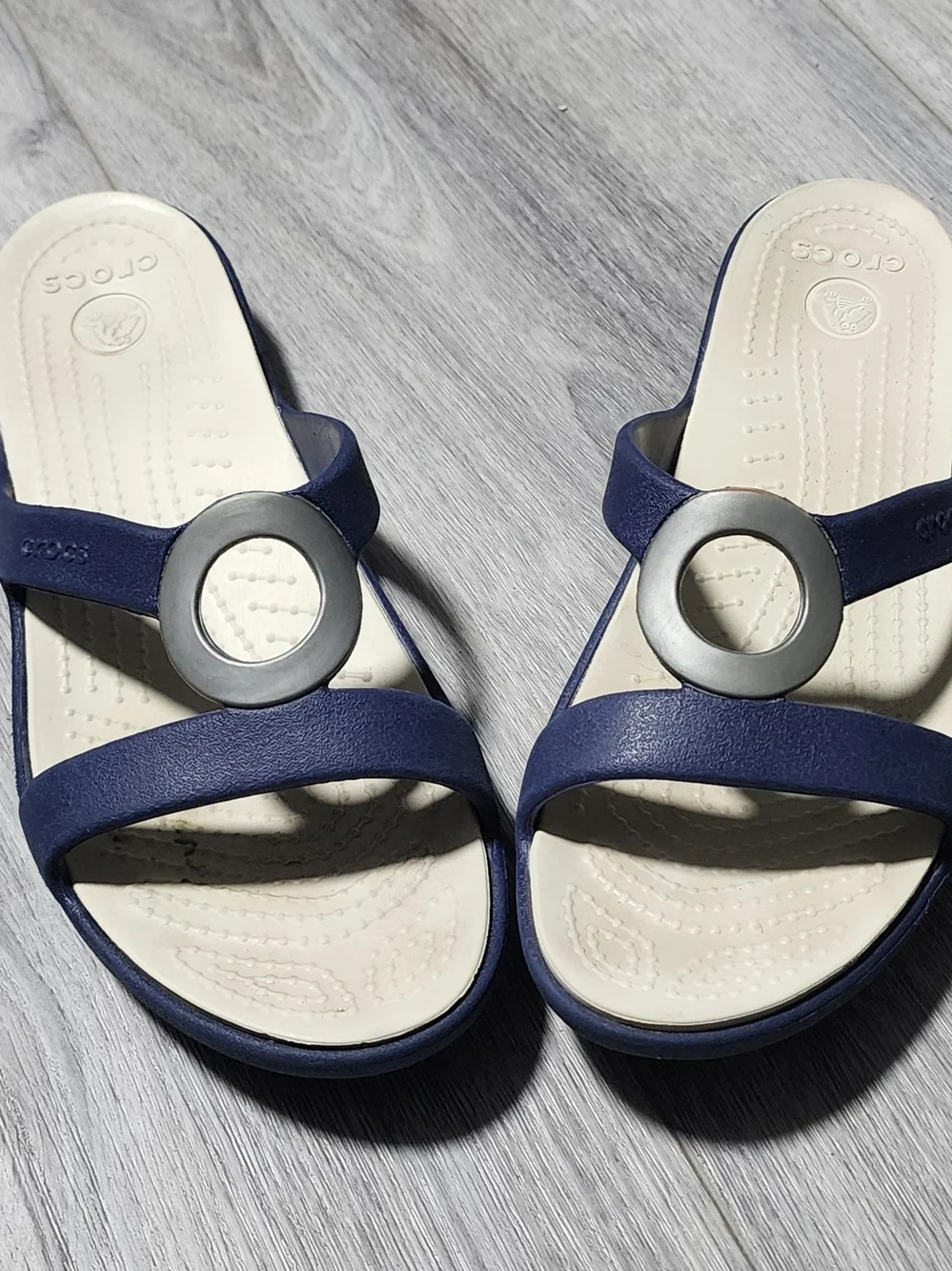 Crocs Sanrah Beveled Circle Navy Blue Slide Sandals Womens Size 8